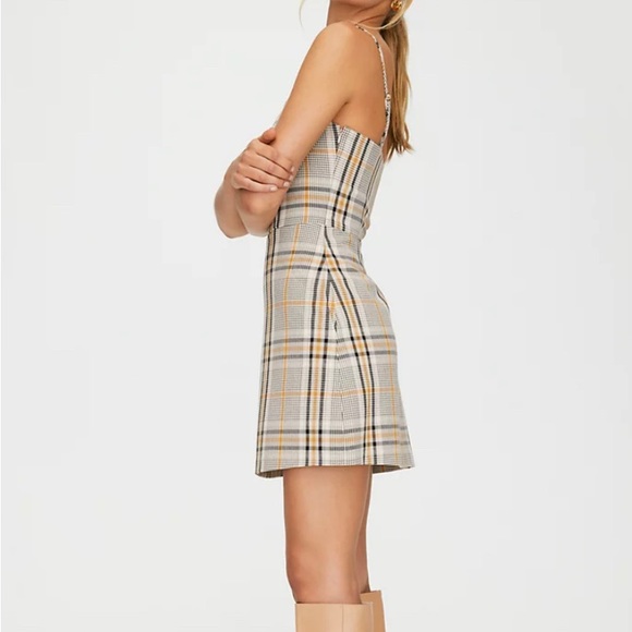 Wilfred aritzia Isabelle mini dress. - Picture 3 of 7